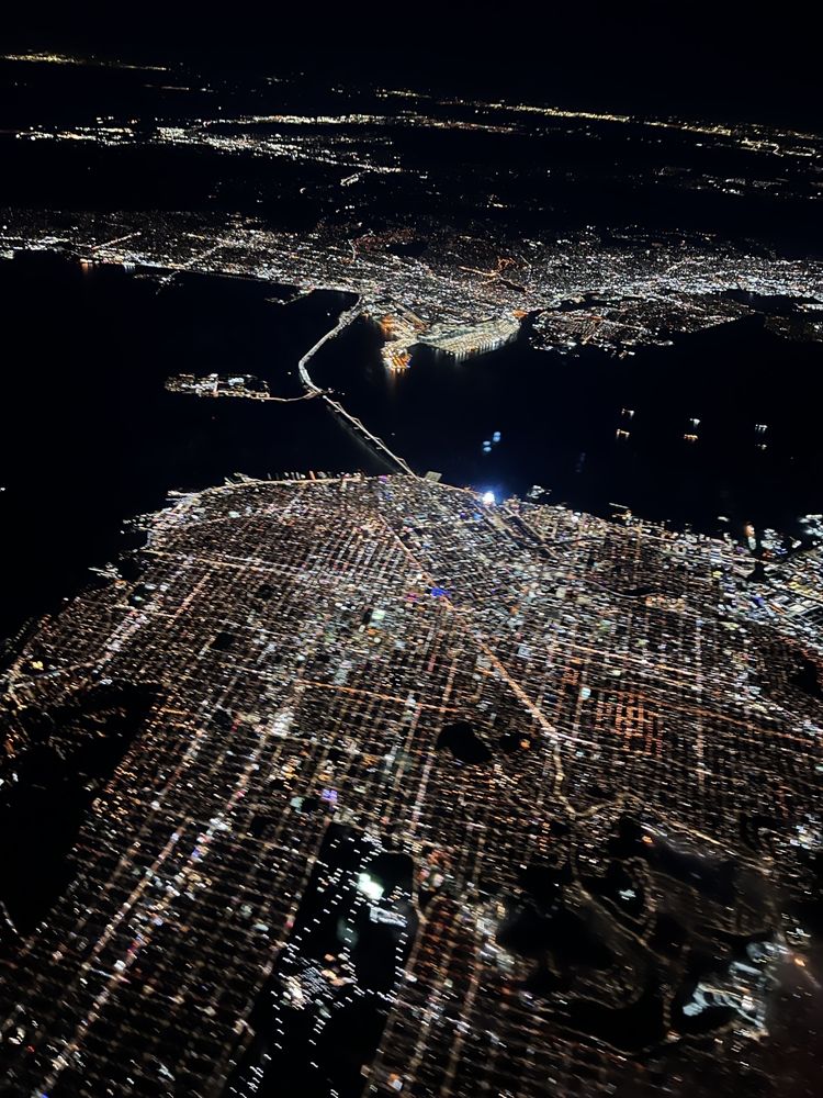 SAN JOSÈ INTERNATIONAL AIRPORT TERMINAL A in 2077 Airport Blvd