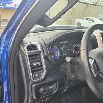 US Speedo - 2019 Blue Streak Pearl Ram 1500, With Blue Daytona Gauges. - Auto Parts & Supplies Near Me - Flint, Michigan