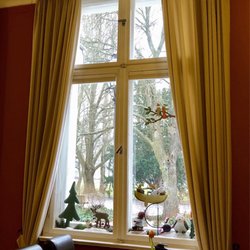 Hotel zum Hofmaler - Frühstücksraum Winterdekoration 02/2018