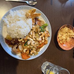 Cashew shrimp