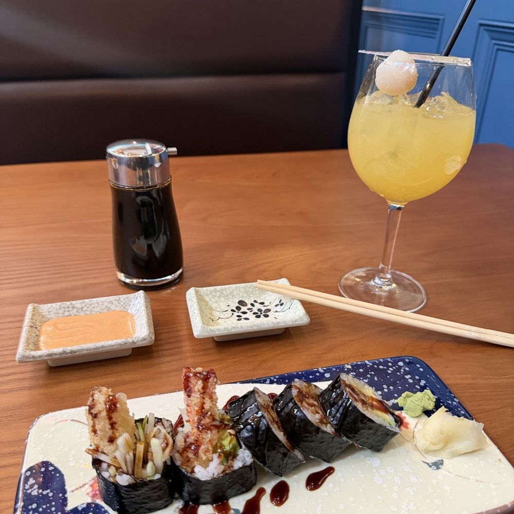 Mann Sarka - Shrimp Tempura Roll - Asian Fusion Near Me - Floral Park, New York Mann Sarka - Shrimp Tempura Roll - Asian Fusion Near Me - Floral Park, New York