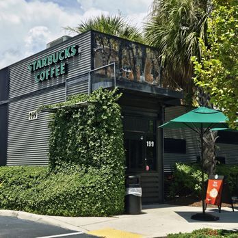 Starbucks - Outside view - Coffee & Tea Near Me - Miami, Florida Starbucks - Outside view - Coffee & Tea Near Me - Miami, Florida