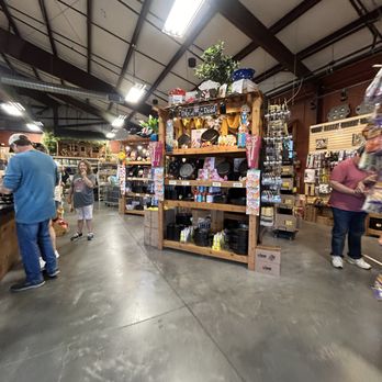 Lodge Cast Iron - Outlet Stores Near Me - Sevierville, Tennessee Lodge Cast Iron - Outlet Stores Near Me - Sevierville, Tennessee