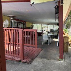 Randazzo's Italian Market - Patio seating