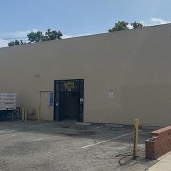Vista Paint - Paint Stores Near Me - Lawndale, California