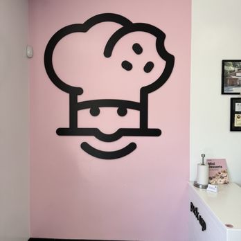 Crumbl - Petaluma - Bakeries Near Me - Petaluma, California