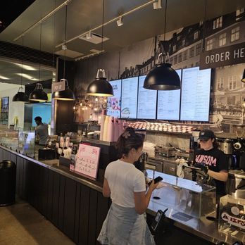 JOE & THE JUICE - Juice Bars & Smoothies Near Me - Miami, Florida