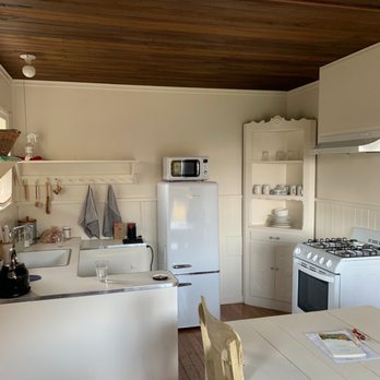 Mar Vista Farm + Cottages - Kitchen area - Bed & Breakfast Near Me - Gualala, California Mar Vista Farm + Cottages - Kitchen area - Bed & Breakfast Near Me - Gualala, California