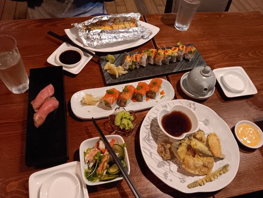 Yama Sushi & Sake Bar by null