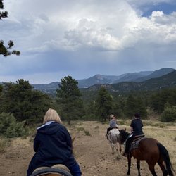 Elkhorn Lodge & Guest Ranch - More on the trail