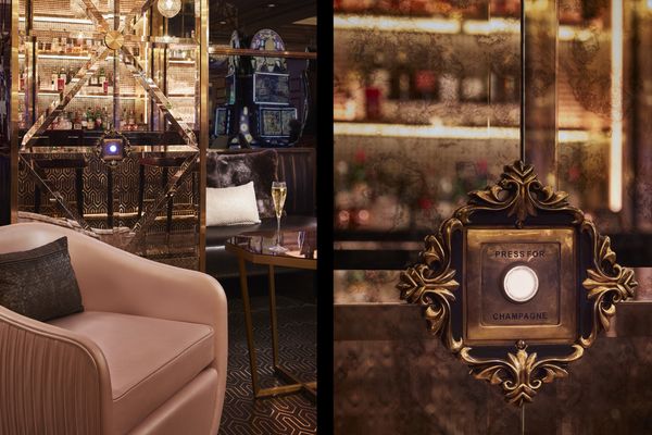 Rosina Cocktail Lounge by null