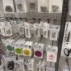 Michaels - Needles