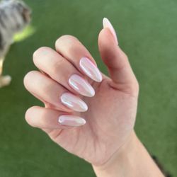 Lux T Nails - Acrylic set with light pink gel and chrome!