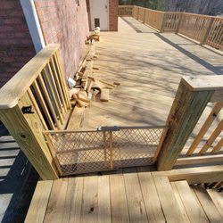 Carvers Club Construction - Second gate he didn't finish. Remember none of the deck is nailed or screwed down.