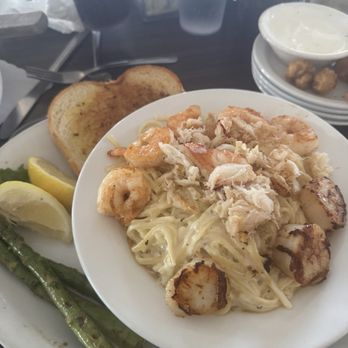 Chart Room Restaurant - Seafood Near Me - Crescent City, California Chart Room Restaurant - Seafood Near Me - Crescent City, California