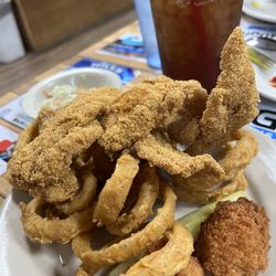 Fred's Fish House in Mountain Home gift card
