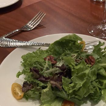Brickhouse - Bend - Local greens with citrus vinaigrette - American Near Me - Bend, Oregon
