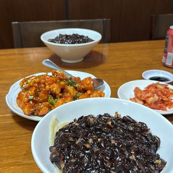 Shin Beijing - J Jajangmyeon kungpao chicken - Chinese Near Me - Los Angeles, California Shin Beijing - J Jajangmyeon kungpao chicken - Chinese Near Me - Los Angeles, California