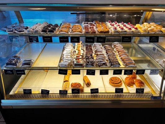 Fratelli Authentic Italian Baking by null