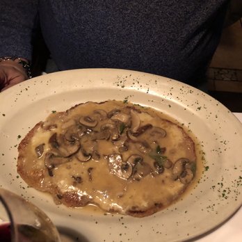 La Dolce Vita - Veal parmigiana - Italian Near Me - Frankfort, Illinois La Dolce Vita - Veal parmigiana - Italian Near Me - Frankfort, Illinois