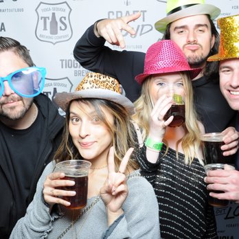 Props & Poses - Photo Booth Rentals Near Me Props & Poses - Photo Booth Rentals Near Me