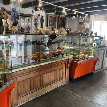 Parker-Lusseau Pastries - Bakeries Near Me - Monterey, California Parker-Lusseau Pastries - Bakeries Near Me - Monterey, California