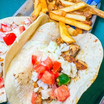 Austons on 98 - Fish Tacos - Seafood Near Me - Miramar Beach, Florida
