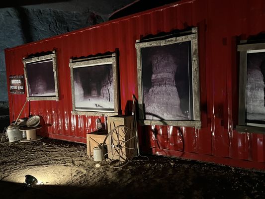 Louisville Mega Cavern by null