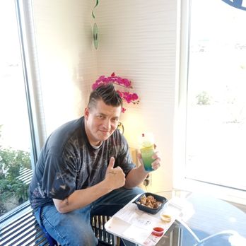 E T Tea & Popcorn Chicken - Giving everyone the thumbs up that this spot is LEGIT - Bubble Tea Near Me - Mesa, Arizona