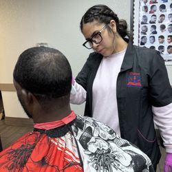 Deluxe Barber College