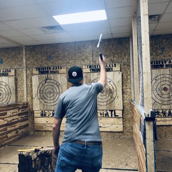 Twisted Axes Throw House Moore - Throwing Axes! - Axe Throwing Near Me - Moore, Oklahoma
