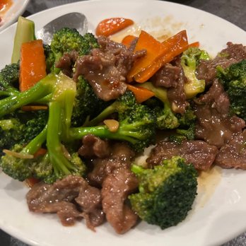 Royal Wok - broccoli beef - Chinese Near Me - Orange, California