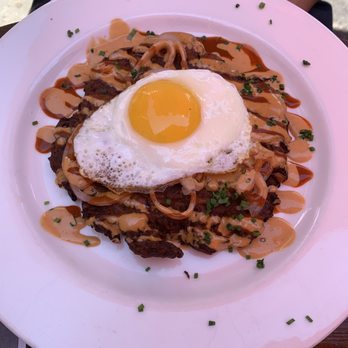 Clover Club - Duck hashbrown - Lounges Near Me - Brooklyn, New York Clover Club - Duck hashbrown - Lounges Near Me - Brooklyn, New York