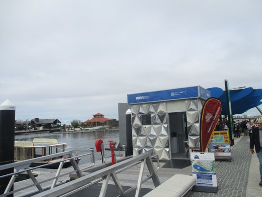 Elizabeth Quay by null