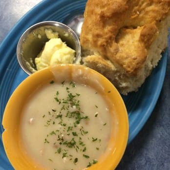 Granite Rock Grille - Biscuit w gravy - Breakfast & Brunch Near Me - Rocklin, California