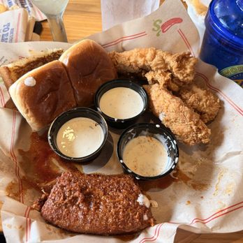 Chili's - Triple Dipper - Bars Near Me - Gallatin, Tennessee Chili's - Triple Dipper - Bars Near Me - Gallatin, Tennessee