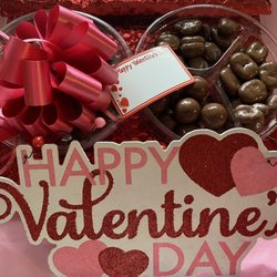 Gigi's Sweets - It's almost that time! Place your order now.