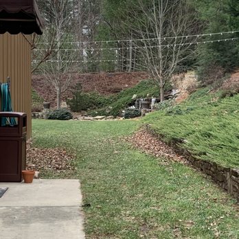 Mountain Lodge & Conference Center - A cute little area in the back. - Hotels Near Me - Flat Rock, North Carolina Mountain Lodge & Conference Center - A cute little area in the back. - Hotels Near Me - Flat Rock, North Carolina