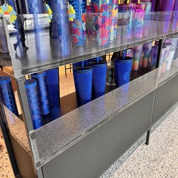 Starbucks - Coffee & Tea Near Me - Newark, New Jersey
