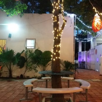 Tertulia 16 - Excelente ambiente - Burgers Near Me - Cancún, ROO Tertulia 16 - Excelente ambiente - Burgers Near Me - Cancún, ROO