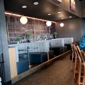 High Rail Raleigh - Seating area - Cocktail Bars Near Me - Raleigh, North Carolina