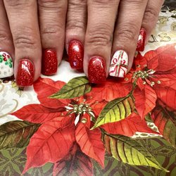 Nails Express - Christmas nails arts