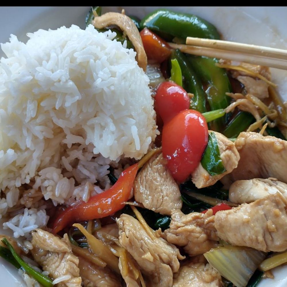 Bua Thai Sushi - Sushi Bars Near Me - Malta, New York