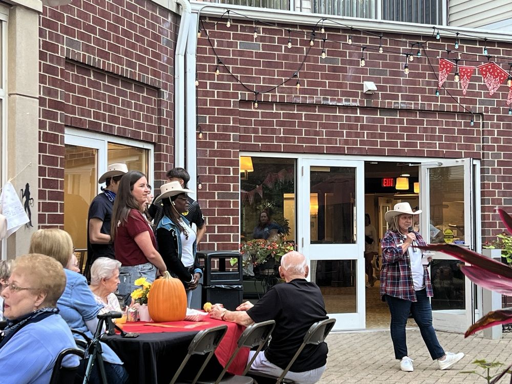 Lake Barrington Woods - grief counselor in Lake Barrington, IL