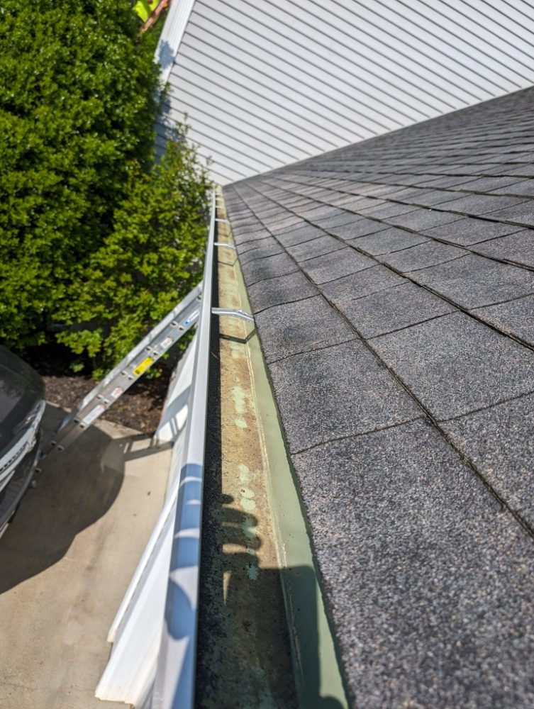 Slide of Jafia's Handyman Services