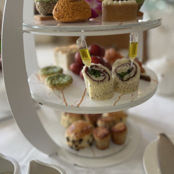 Halekulani Afternoon Tea - Tea Rooms Near Me - Honolulu, Hawaii Halekulani Afternoon Tea - Tea Rooms Near Me - Honolulu, Hawaii