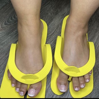 Modesty Nails - Look how amazing this pedi looks and I wish you knew how amazing all the scrubs felt! - Nail Technicians Near Me - Chatsworth, California