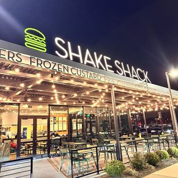 Shake Shack Menlo Park - Outside - Burgers Near Me - Edison, New Jersey Shake Shack Menlo Park - Outside - Burgers Near Me - Edison, New Jersey