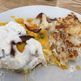 Jongewaard's Bake n Broil - Russian Omelette - American Near Me - Long Beach, California