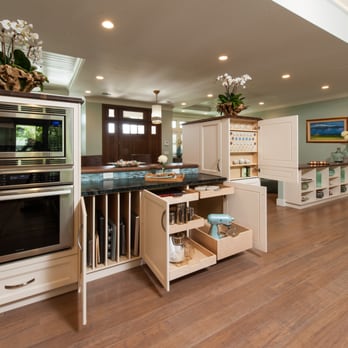 Archipelago Hawaii - Kitchen storage - Interior Design Near Me - Kailua, Hawaii Archipelago Hawaii - Kitchen storage - Interior Design Near Me - Kailua, Hawaii